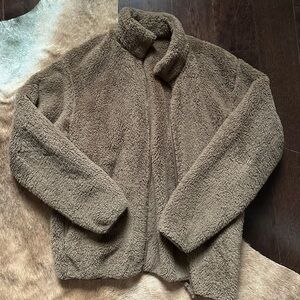 Uniqlo Brown Fleece Jacket